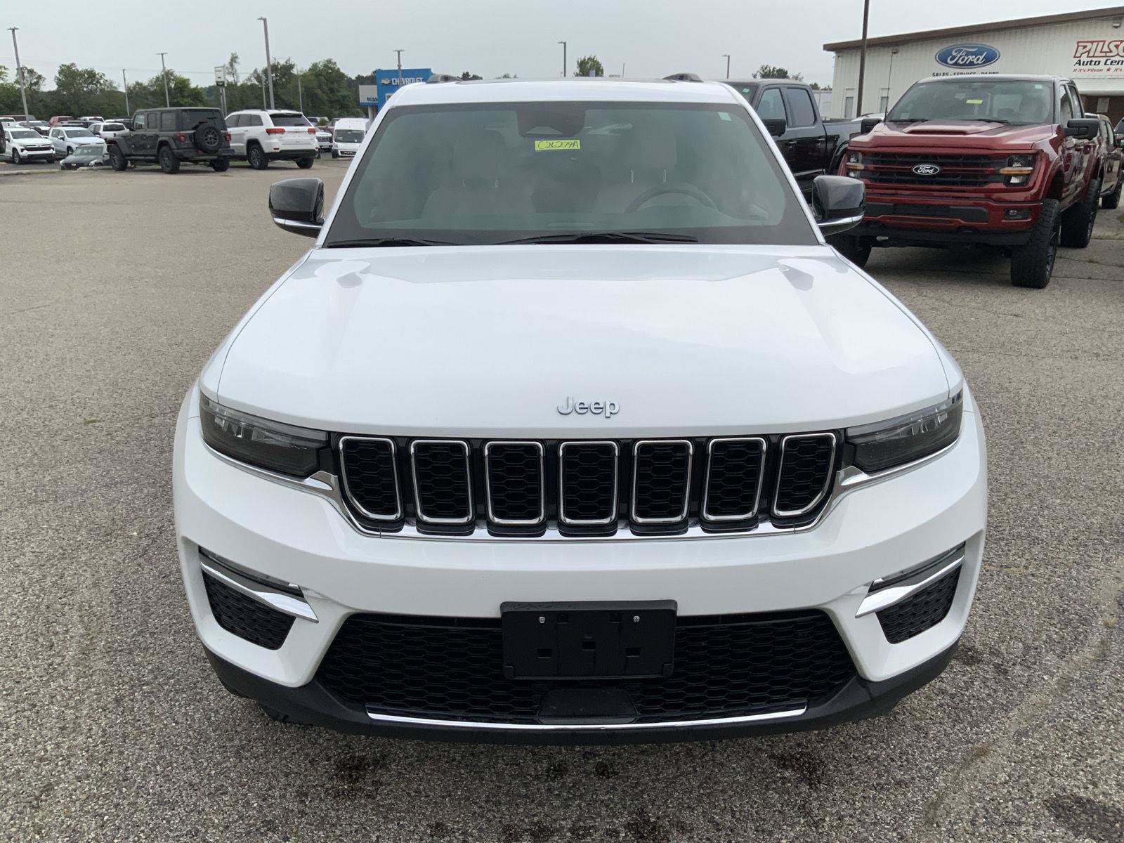 Used 2022 Jeep Grand Cherokee Limited 4xe AWD/4WD image 3