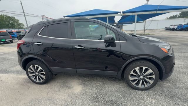 Used 2022 Buick Encore Preferred w/ Safety Package II AWD/4WD image 9