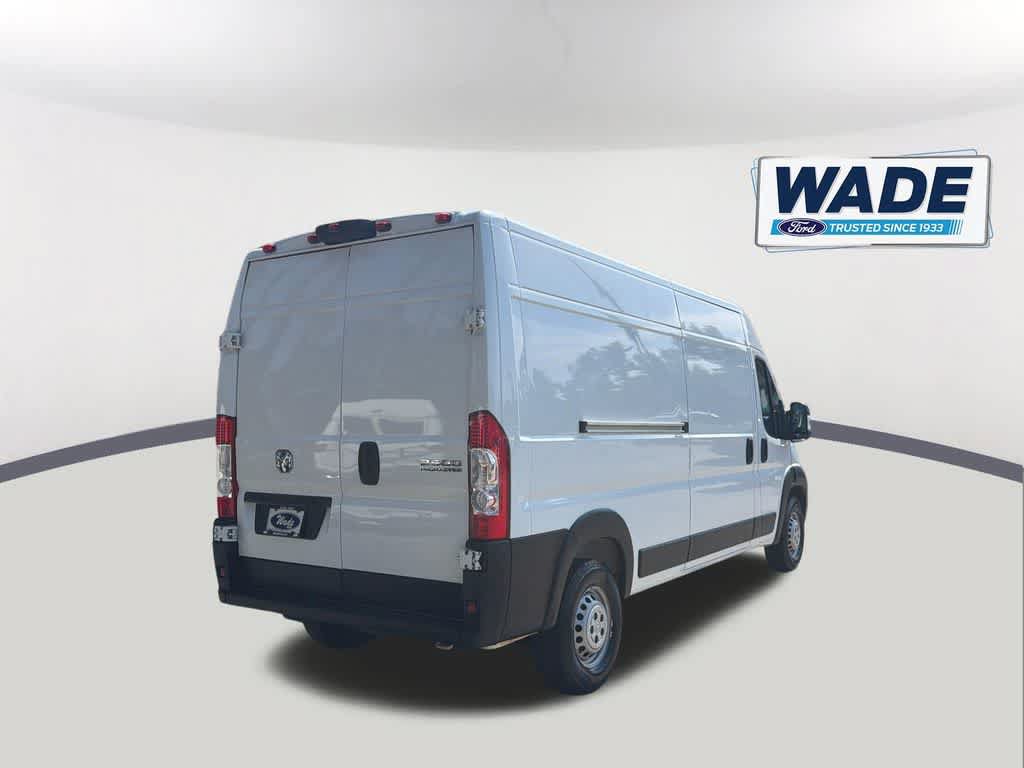 Used 2025 RAM ProMaster 2500 w/ Convenience Group FWD image 5