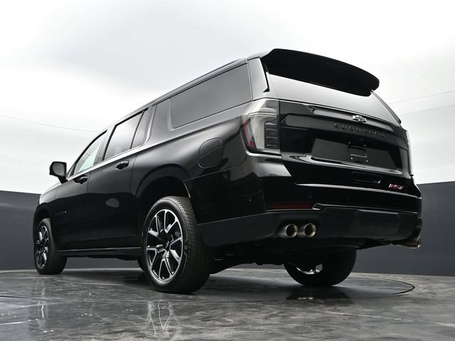 Used 2025 Chevrolet Suburban RST w/ Comfort Package AWD/4WD image 44