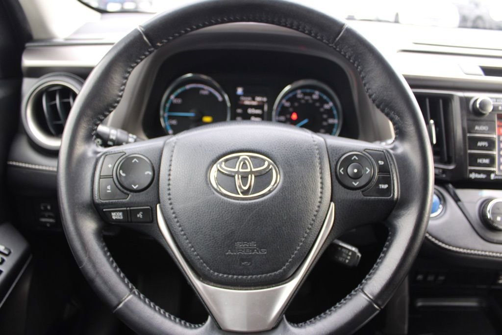 Used 2016 Toyota RAV4 XLE image 31