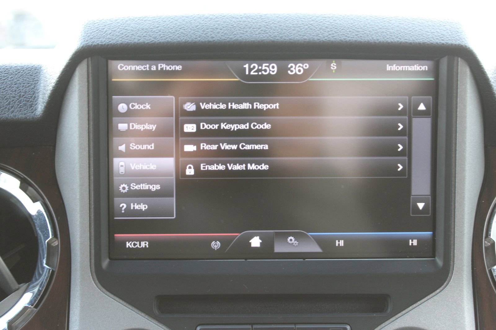 Used 2013 Ford F350 Lariat w/ Lariat Interior Pkg image 30