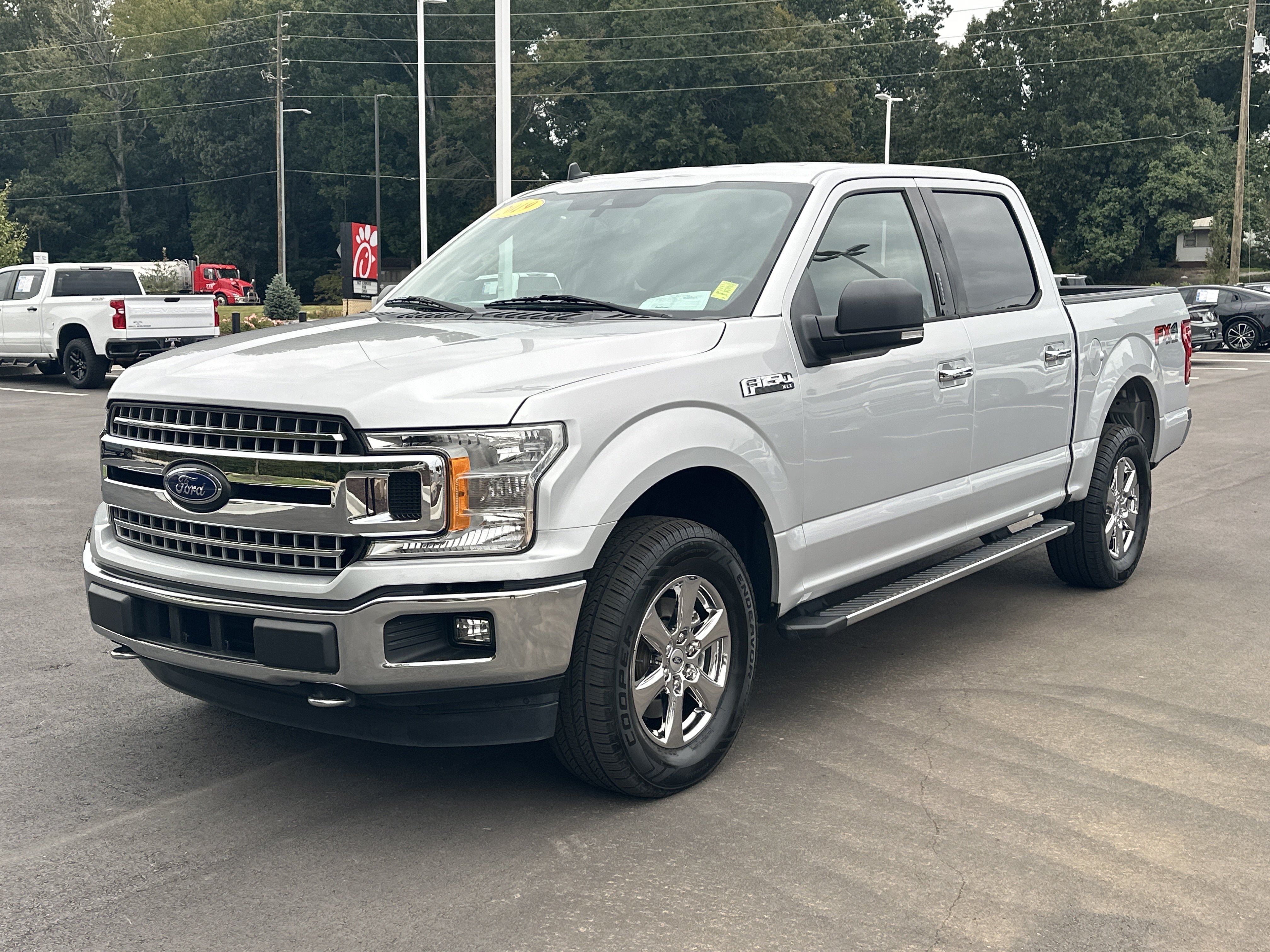 Used 2019 Ford F150 XLT w/ Equipment Group 302A Luxury AWD/4WD image 4