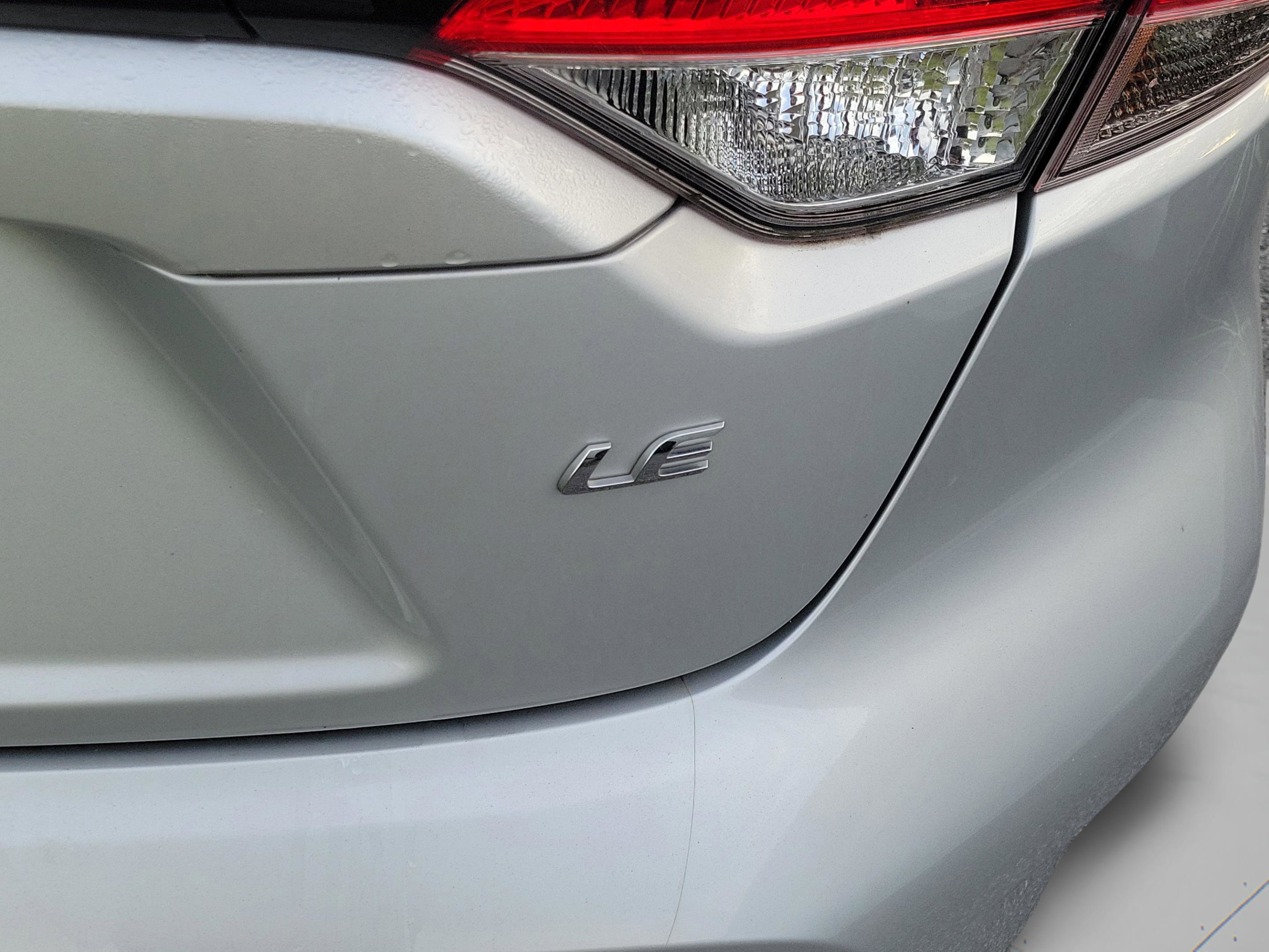 Used 2022 Toyota Corolla LE w/ LE Convenience Package FWD image 21