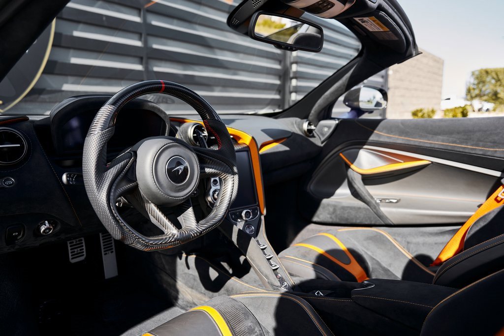 Used 2020 McLaren 720S Performance image 2