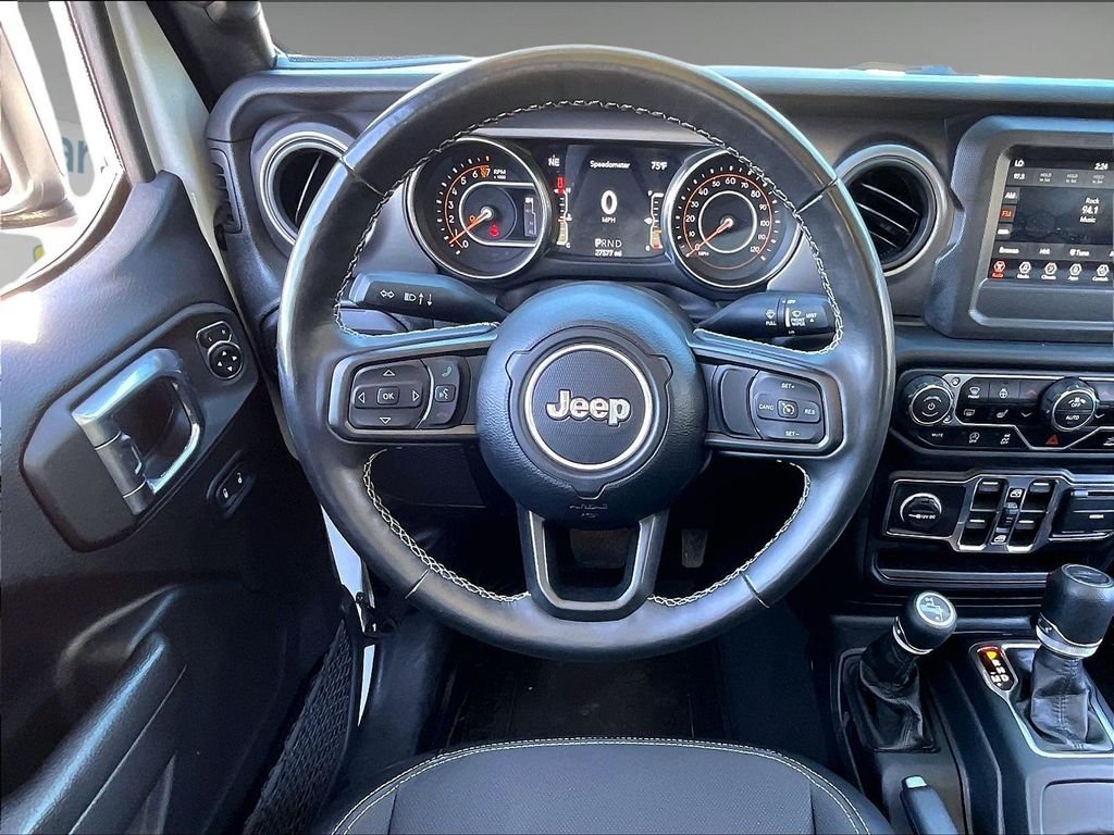 Used 2023 Jeep Gladiator Overland AWD/4WD image 16