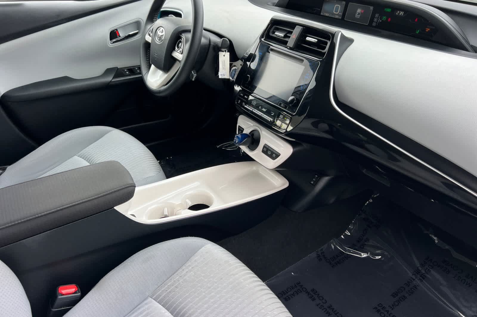 Certified 2017 Toyota Prius Prime Plus w/ Carpet Mat Package FWD image 16