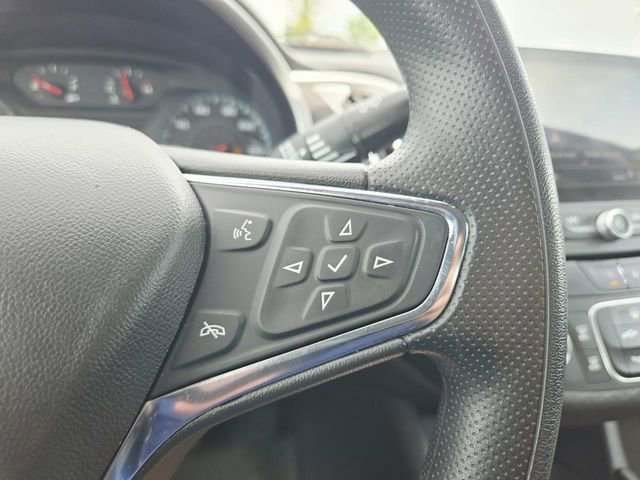 Used 2023 Chevrolet Malibu LS FWD image 17