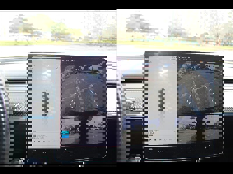 Used 2018 Tesla Model 3 Performance image 27