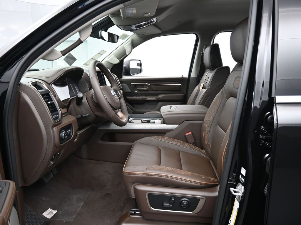 New 2025 RAM 1500 Limited image 10