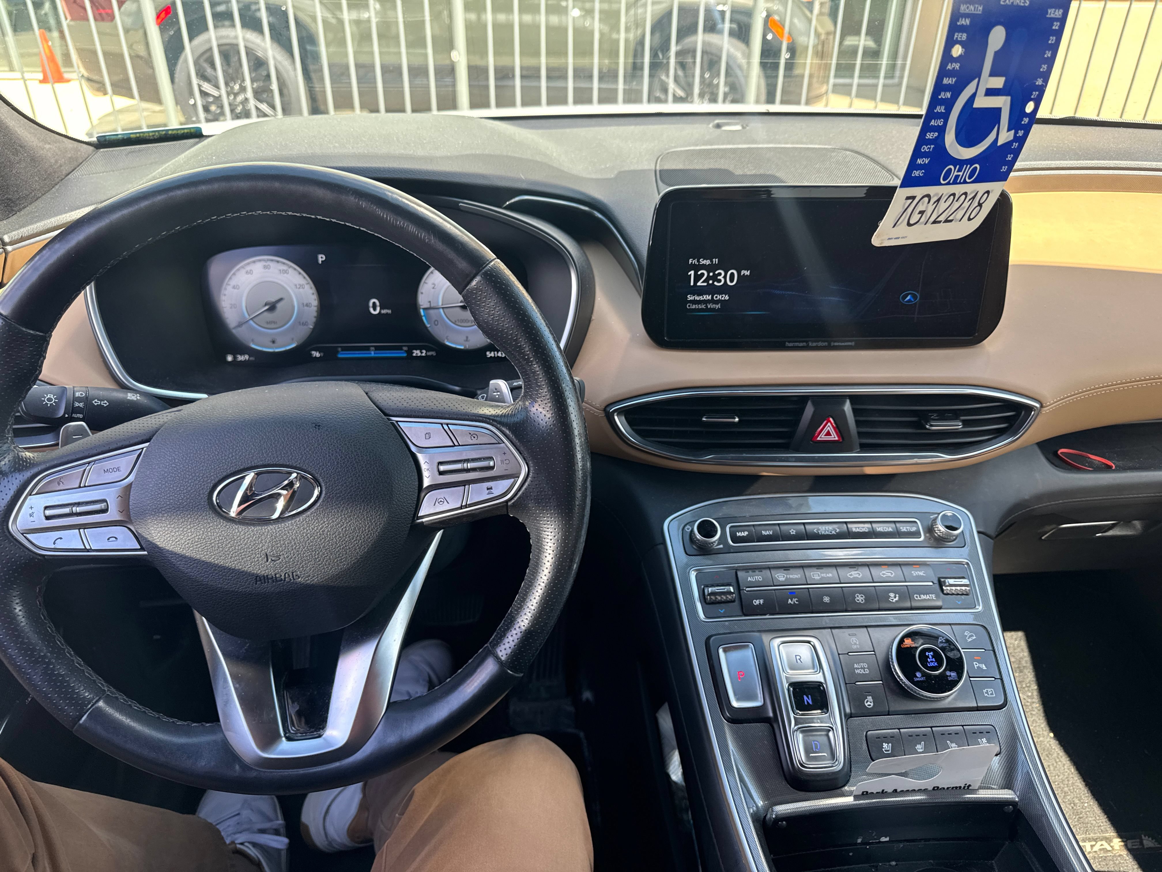 Used 2023 Hyundai Santa Fe Calligraphy AWD/4WD image 7