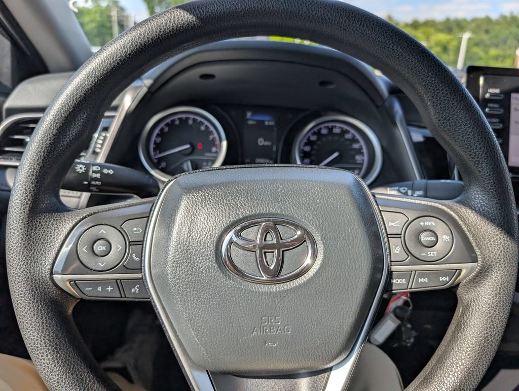 Used 2023 Toyota Camry LE FWD image 22