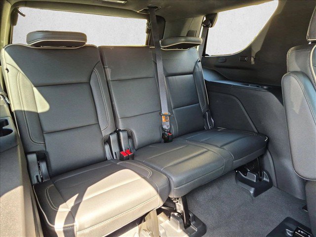 Used 2023 Chevrolet Tahoe Premier w/ Advanced Technology Package AWD/4WD image 21