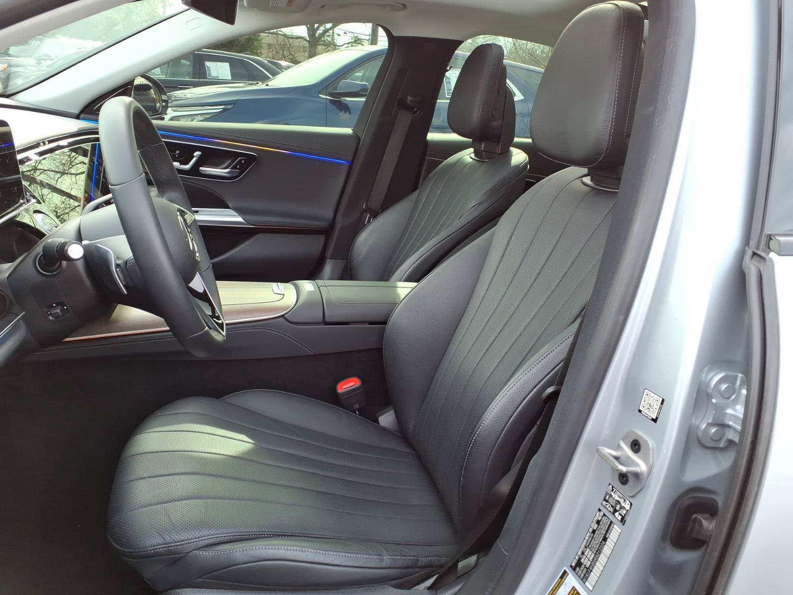 Used 2024 Mercedes-Benz E 350 4MATIC Sedan image 12