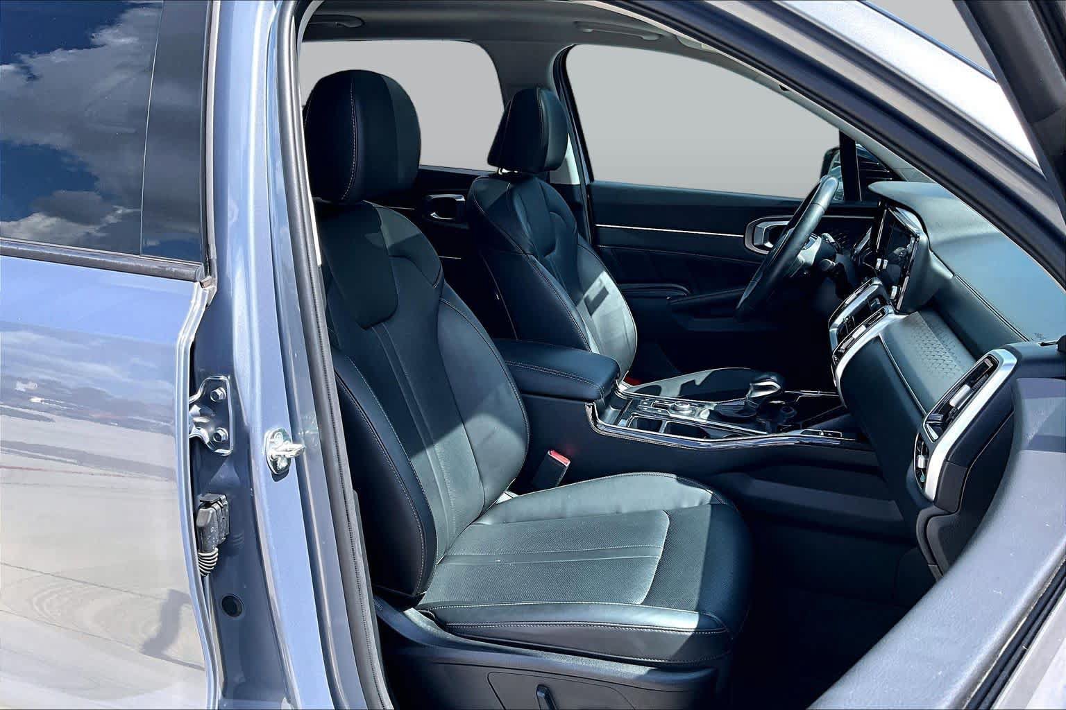 Certified 2023 Kia Sorento SX AWD/4WD image 9