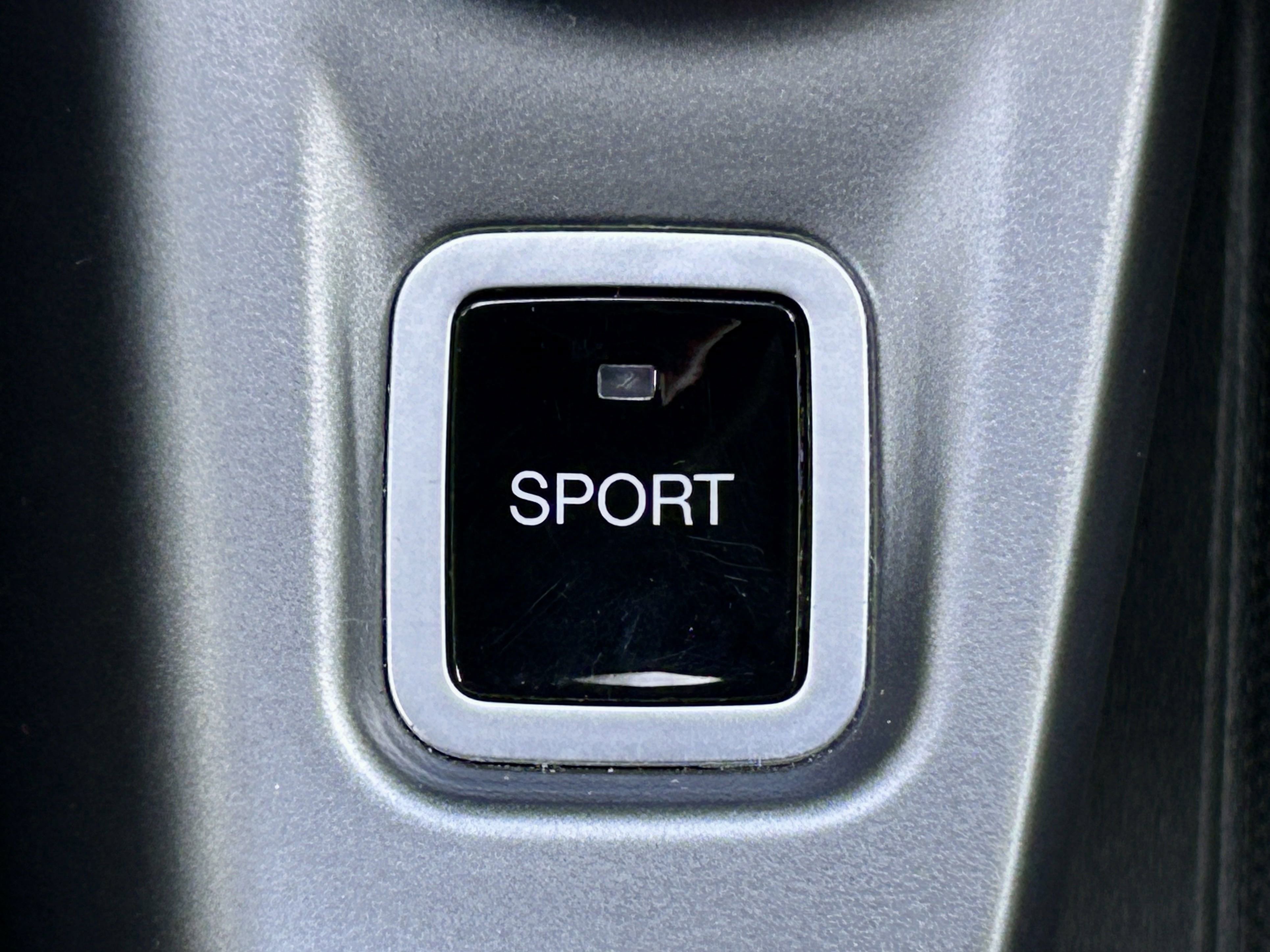 Certified 2024 Dodge Hornet R/T w/ Tech Pack w/o Parking AWD/4WD image 39