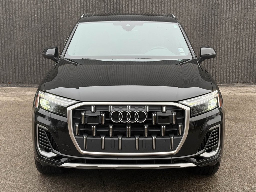 Used 2025 Audi Q7 3.0T Premium Plus image 2