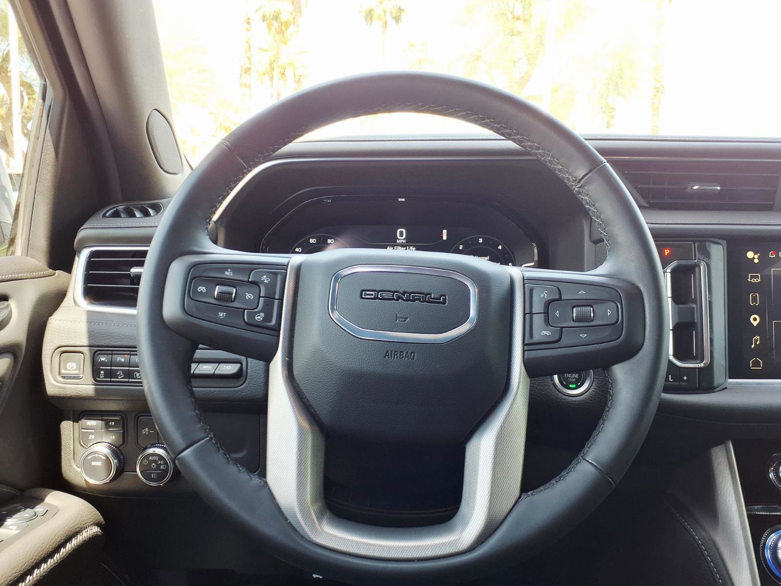 Used 2024 GMC Yukon Denali image 18