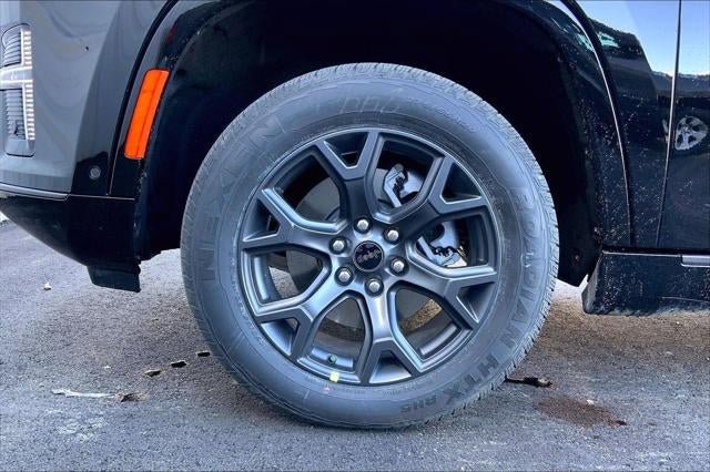 New 2026 Jeep Grand Wagoneer Limited w/ Premium Group II image 39