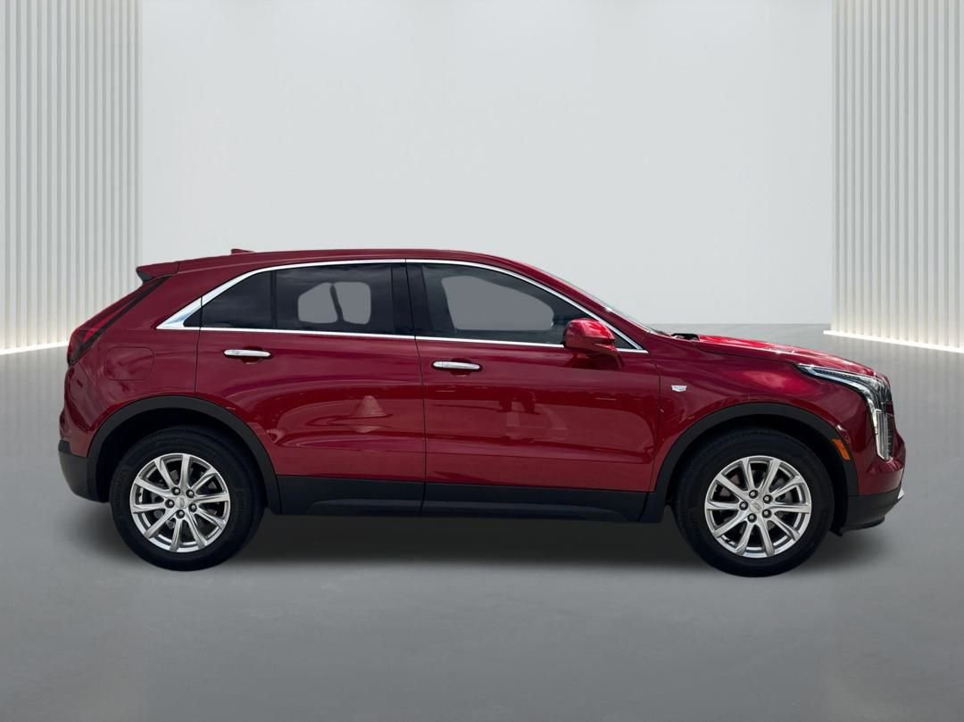 Certified 2023 Cadillac XT4 Luxury w/ Driver Awareness Package image 5