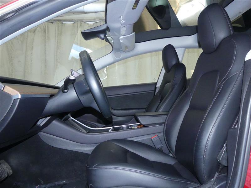 Used 2019 Tesla Model 3 Long Range image 19