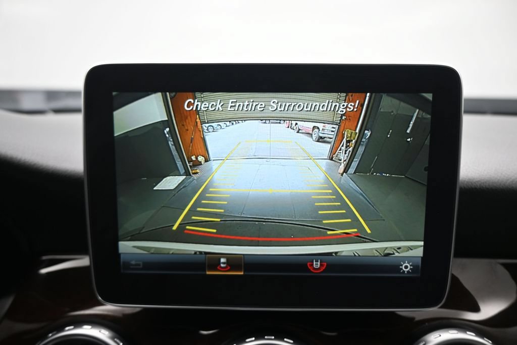 Used 2016 Mercedes-Benz GLA 250 image 18