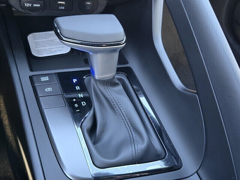 New 2026 Hyundai Elantra SEL Sport FWD image 10