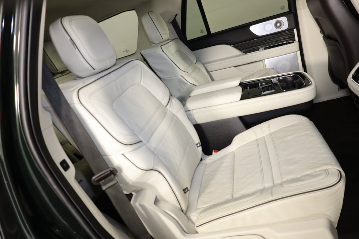 Used 2024 Lincoln Navigator Black Label AWD/4WD image 44