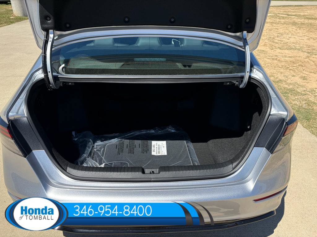 New 2026 Honda Accord Hybrid Sport-L FWD image 17
