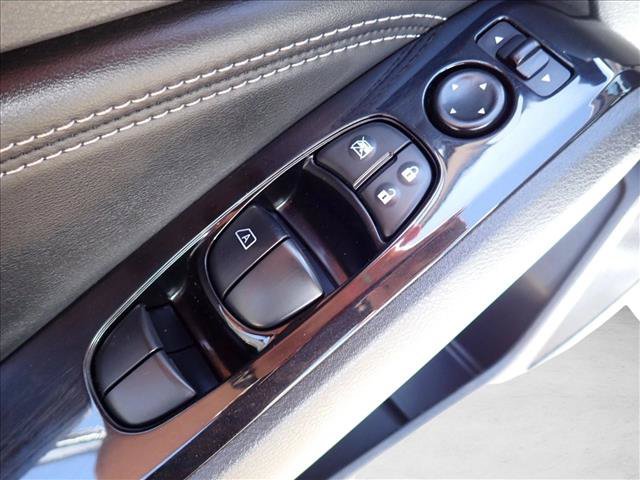 Used 2023 Nissan Altima 2.5 SL FWD image 12