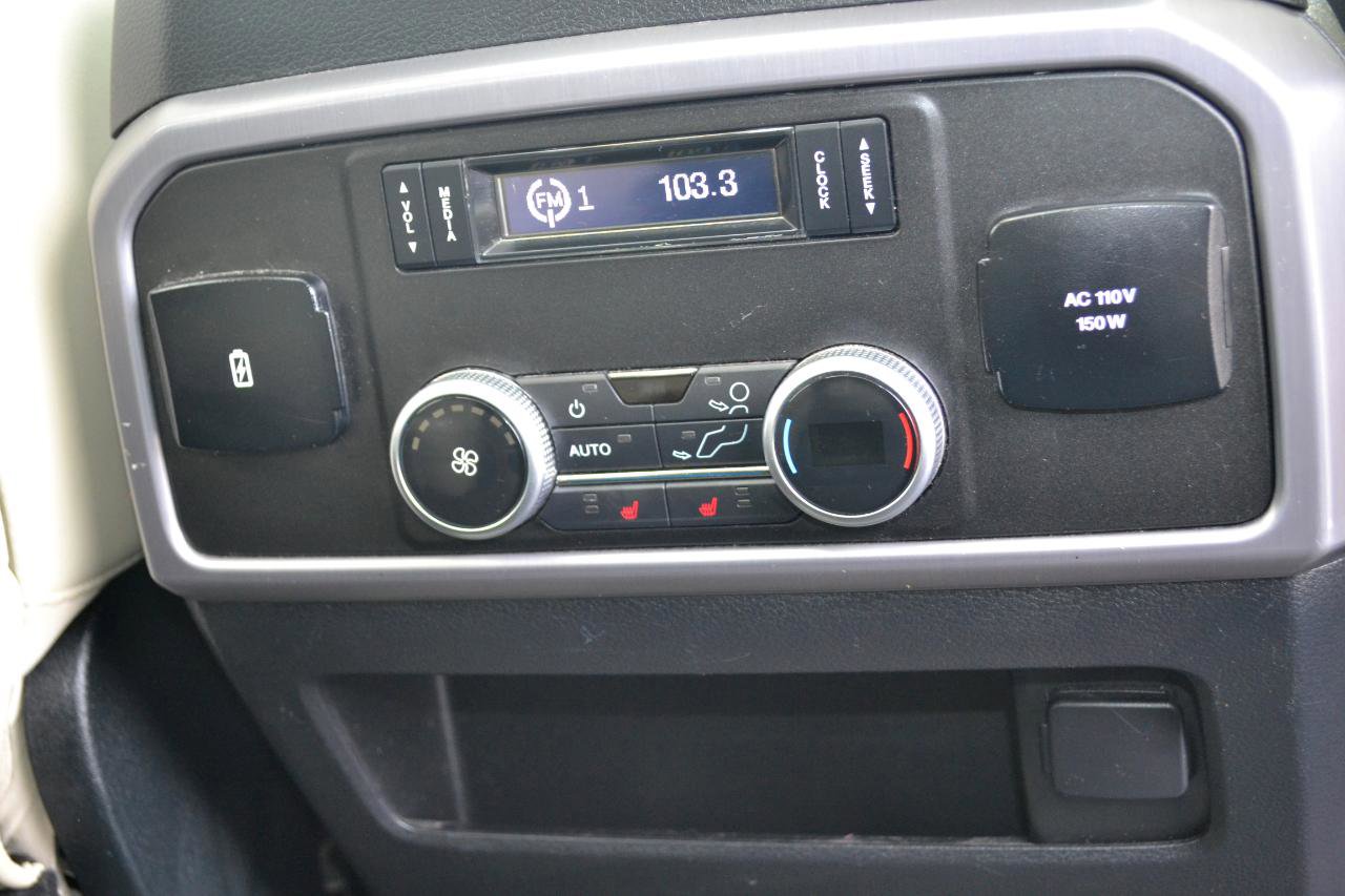 Used 2019 Ford Expedition Platinum image 41