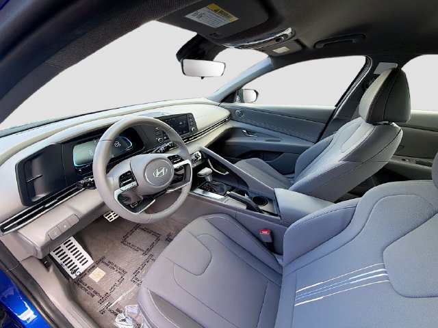 Certified 2026 Hyundai Elantra Sport FWD image 21