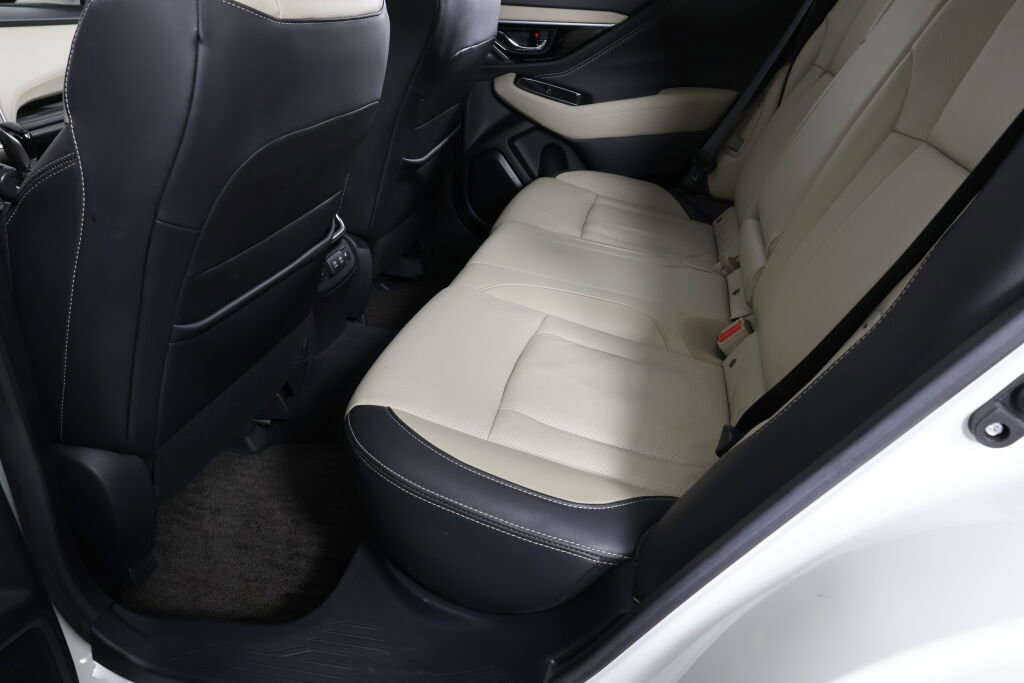 Used 2020 Subaru Outback Limited w/ Popular Package #2 image 17
