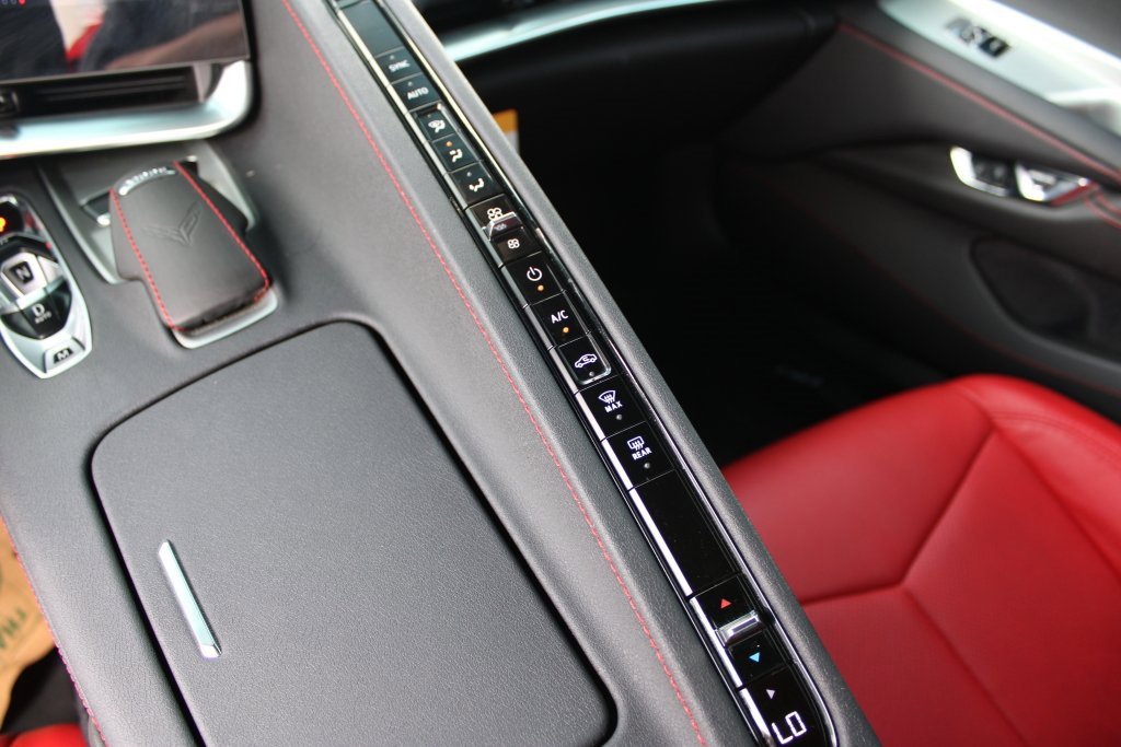 Used 2024 Chevrolet Corvette Z06 image 20