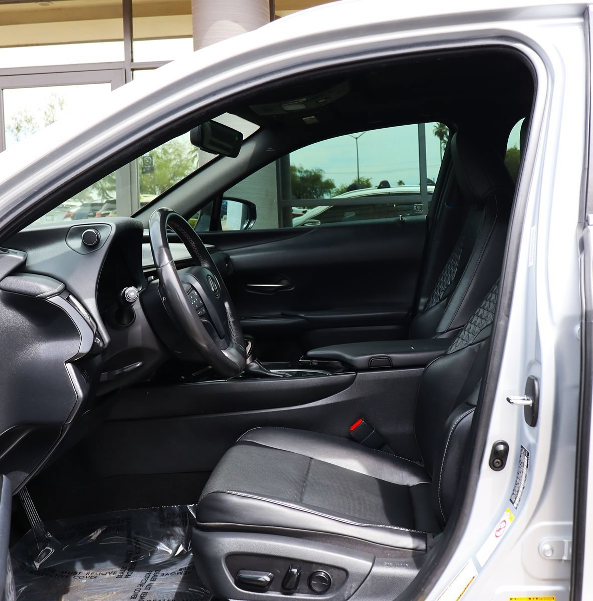 Used 2019 Lexus UX 200 w/ Premium Package FWD image 38