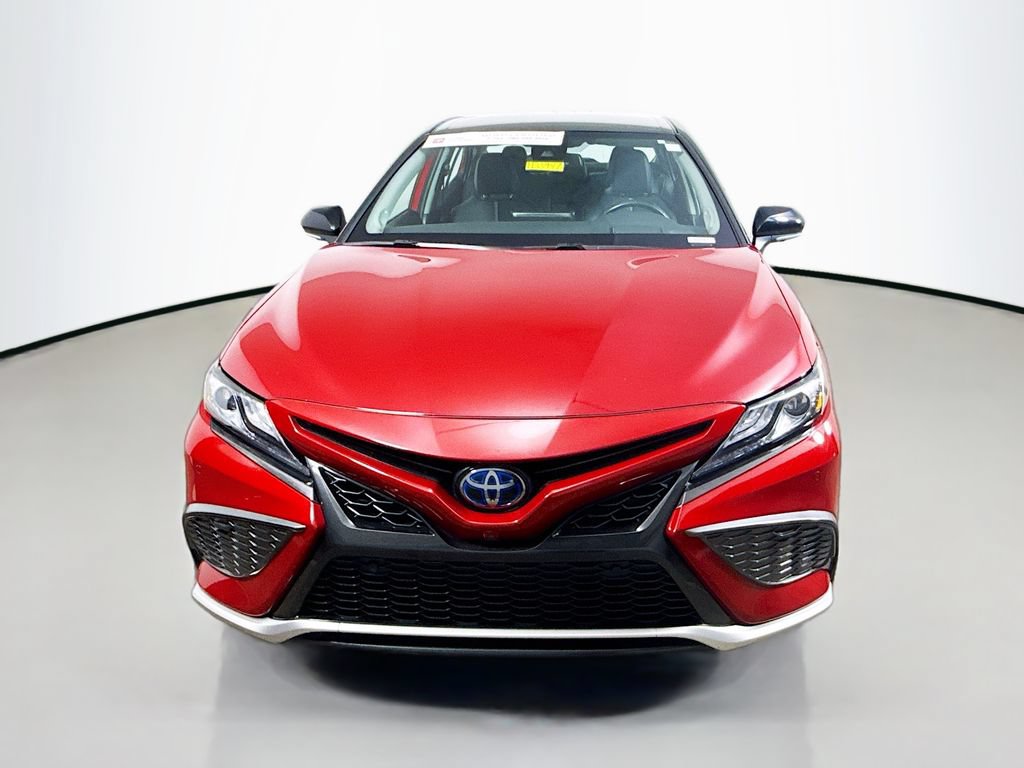 Used 2021 Toyota Camry XSE w/ Navigation Upgrade Package FWD image 2