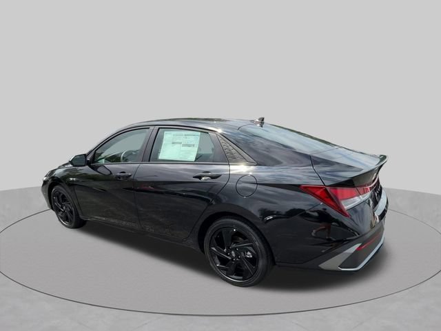 New 2026 Hyundai Elantra SEL Sport FWD image 6
