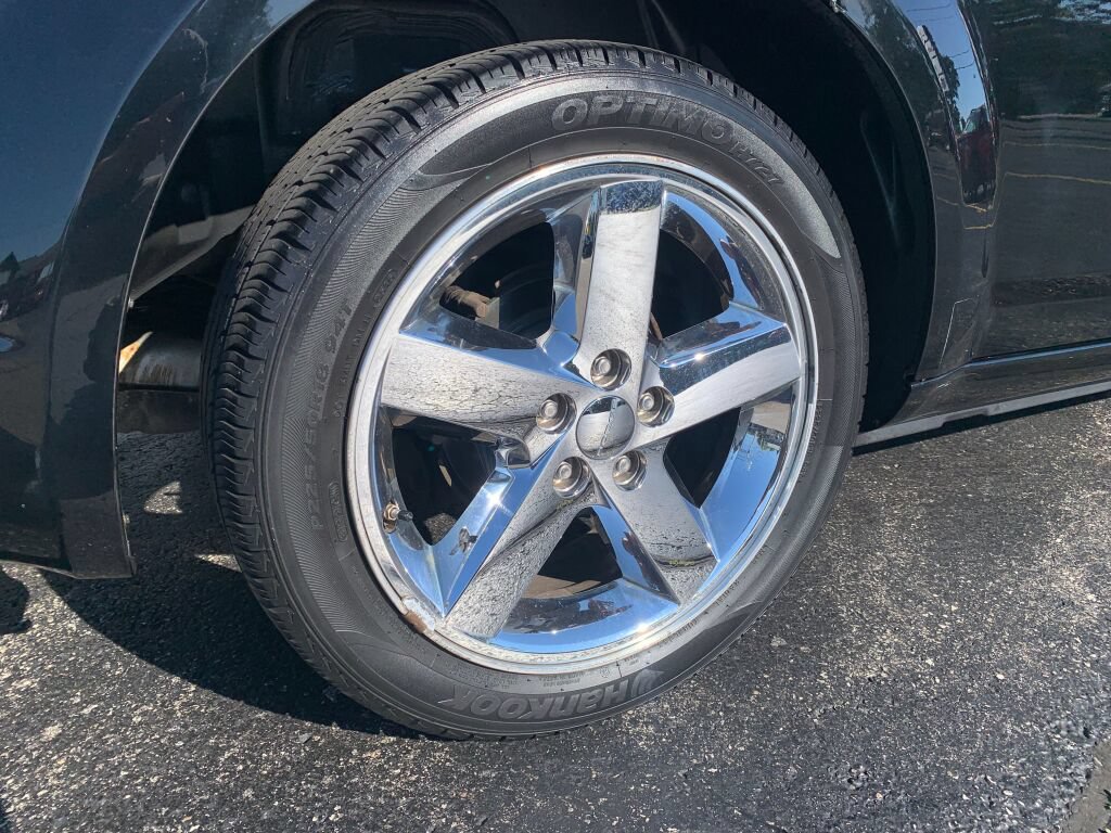 Used 2013 Dodge Avenger SXT w/ Rallye Appearance Group FWD image 11
