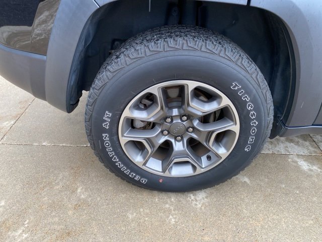 Certified 2022 Jeep Cherokee Trailhawk image 15