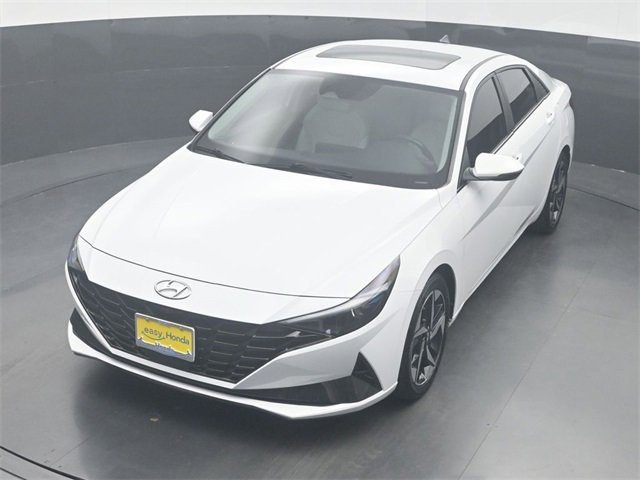 Used 2023 Hyundai Elantra Limited w/ Cargo Package image 21