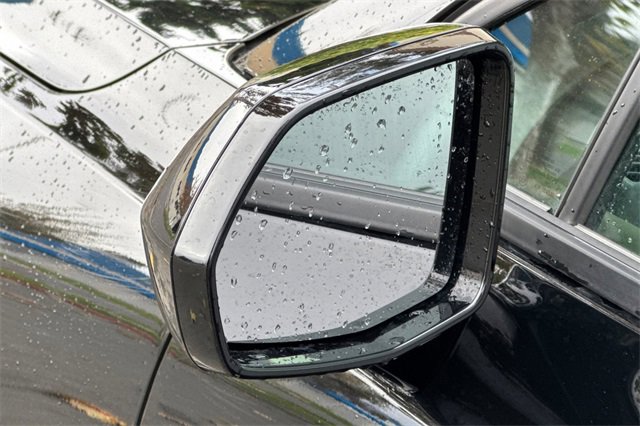 Used 2025 Chevrolet Blazer LT image 51