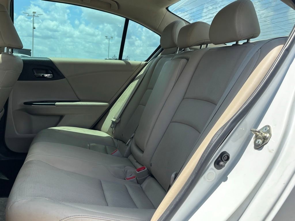 Used 2017 Honda Accord EX-L image 14