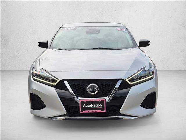 Used 2022 Nissan Maxima SV w/ Floor Mat Group FWD image 2