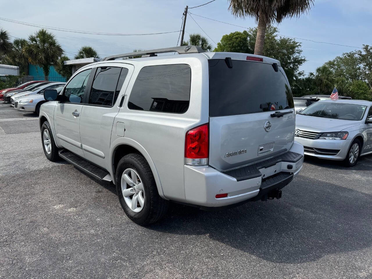 Used 2012 Nissan Armada SV w/ Driver Pkg image 6