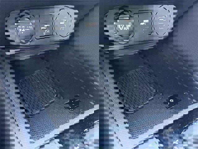 Used 2025 Hyundai Elantra N image 21