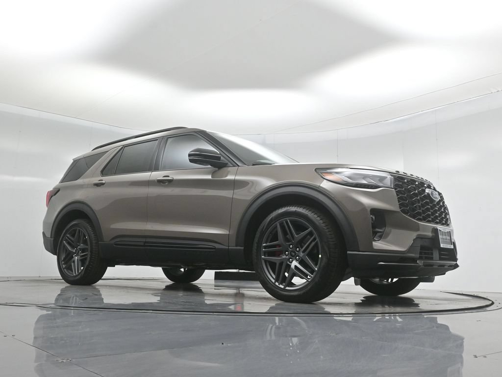 New 2026 Ford Explorer ST w/ Sun And Sound Package AWD/4WD image 3