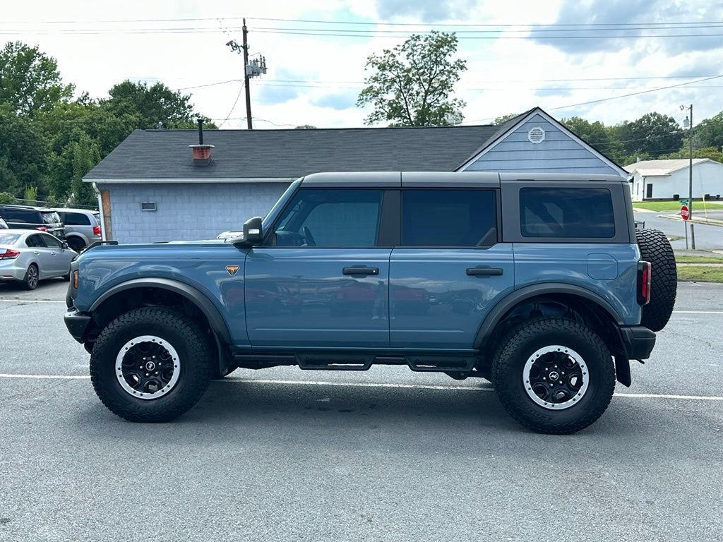 Used 2022 Ford Bronco Badlands w/ Sasquatch Package AWD/4WD image 3