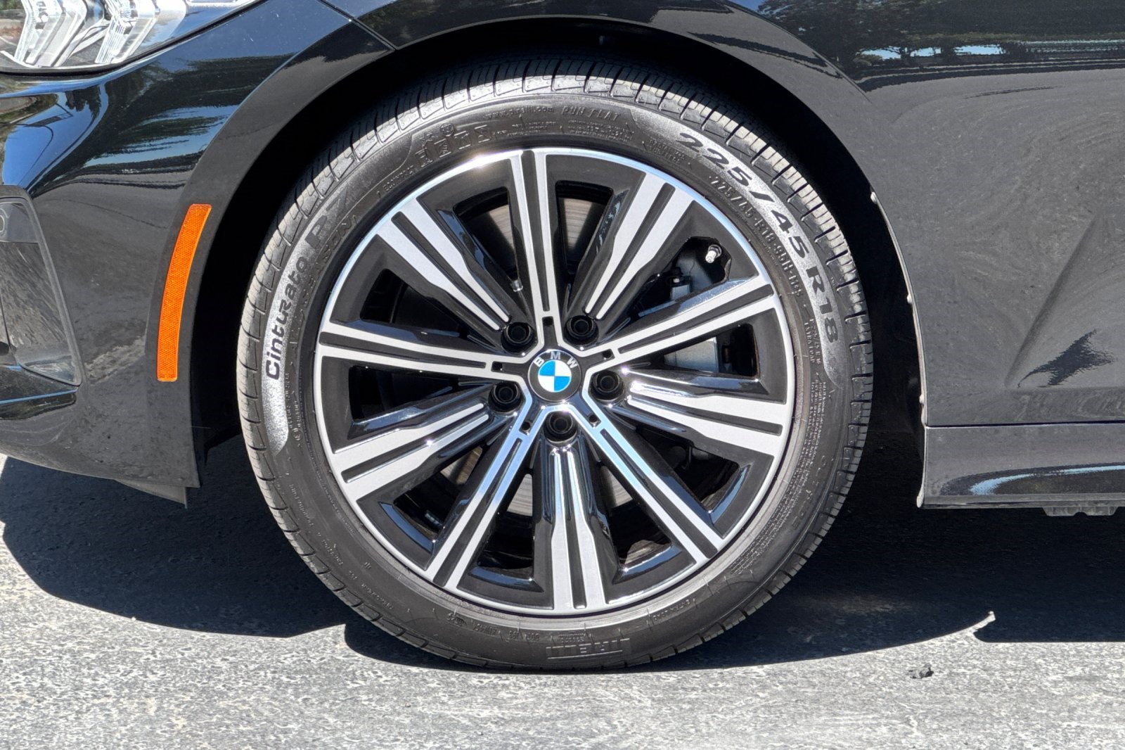Used 2026 BMW 330i Sedan w/ Convenience Package RWD image 37