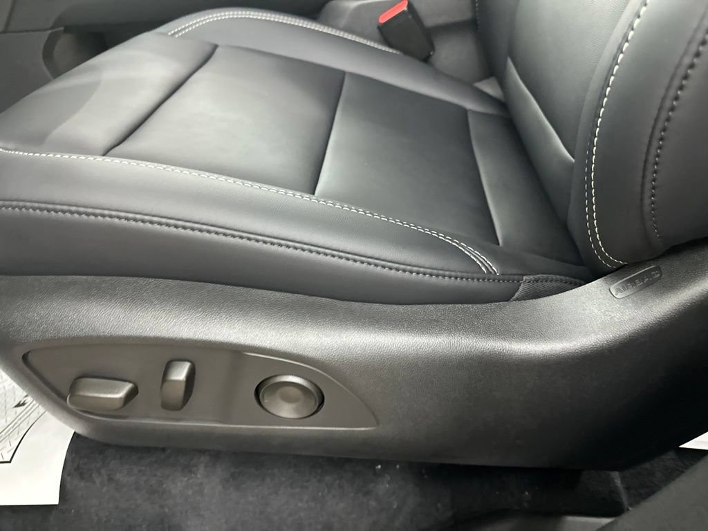 New 2026 GMC Acadia Elevation w/ Black Edition AWD/4WD image 37