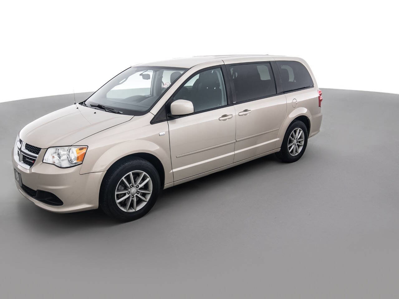 Used 2014 Dodge Grand Caravan SE FWD image 9